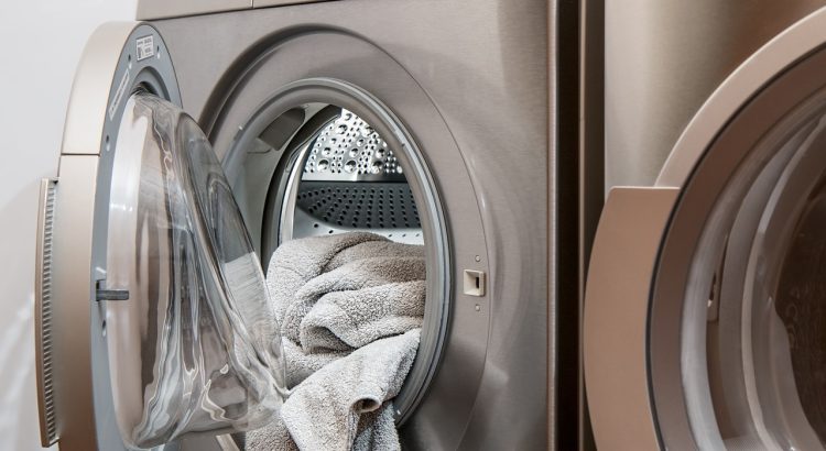 Washing Machine Laundry Tumble Drier  - stevepb / Pixabay